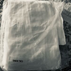 Cal King White Bed Ruffle